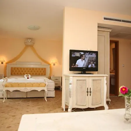 Duni Pelican Resort 4*