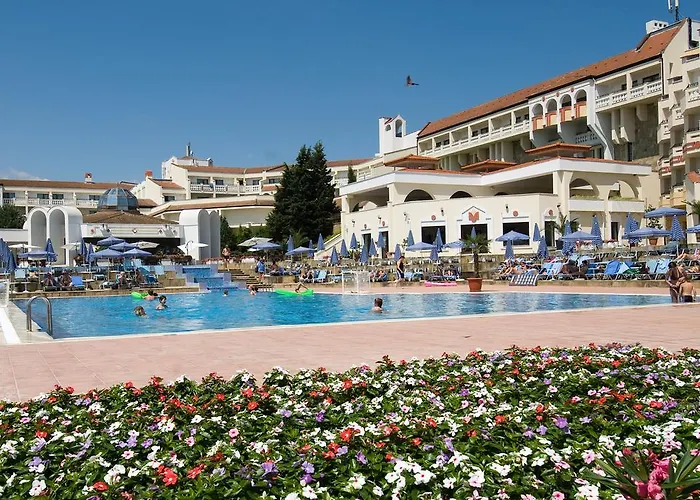 Курортный комплекс Duni Pelican